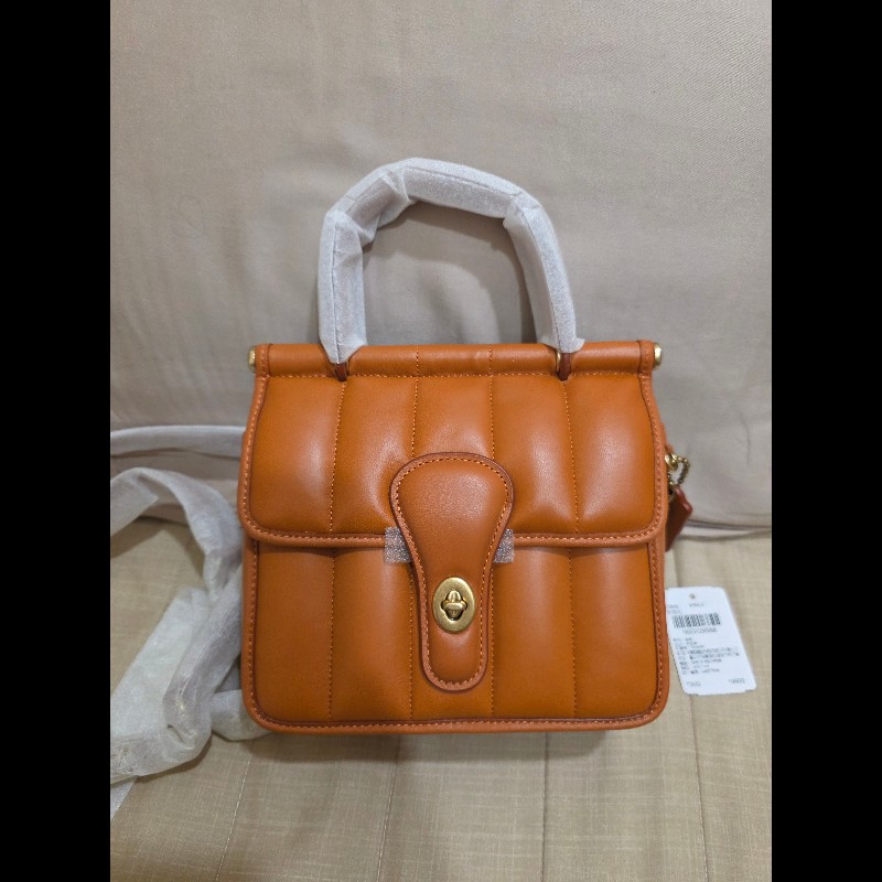 Coach Willis 18 羊皮南瓜橘-8