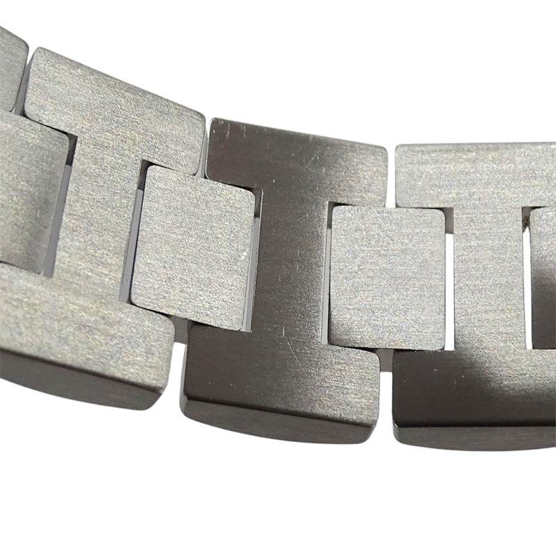 卡地亞 Pasha 男士腕錶,型號 W31037H3,GMT 兩地時,日期顯示,自動上鍊,不鏽鋼材質,銀色錶殼,圓形錶盤,拋光處理-9