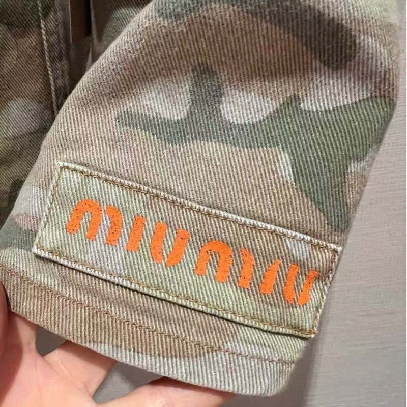 Moumiu短褲40碼全新-1