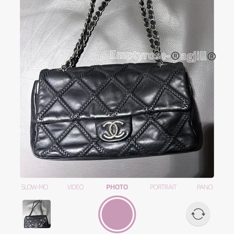 CHANEL 黑銀外縫CF立體鬆餅格classic Flap bag®️-3