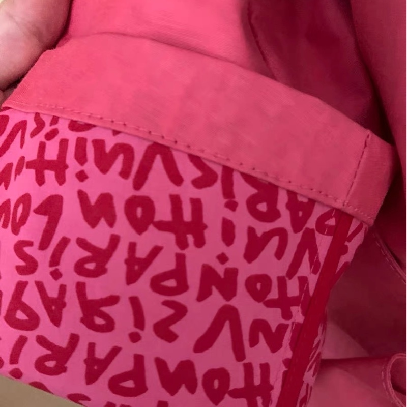 Lv風衣40碼-1