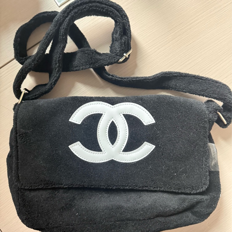 Chanel 黑色毛巾包 VIP贈品-0