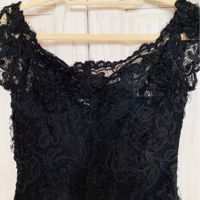 Chanel蕾絲一字肩上衣40碼-2