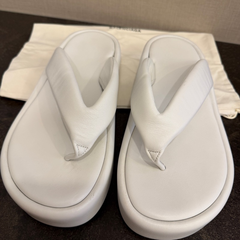 BALENCIAGA巴黎世家白色厚底夾腳拖鞋-9