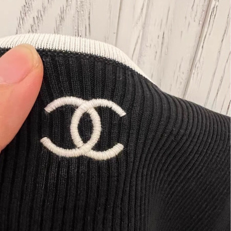 Chanel中古體恤40碼-4