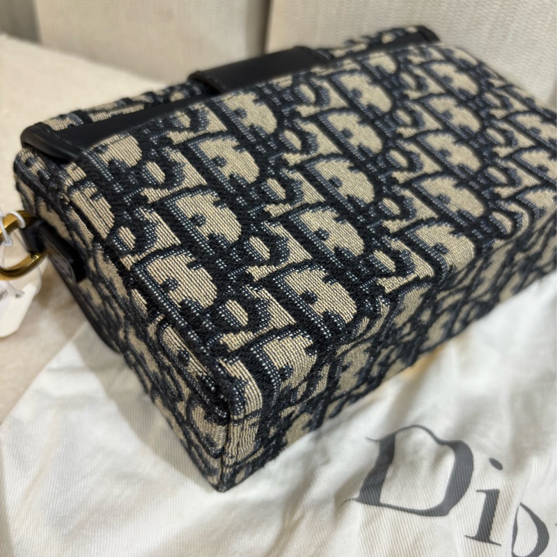 Dior Oblique 30 Montaigne Box 盒子包-9