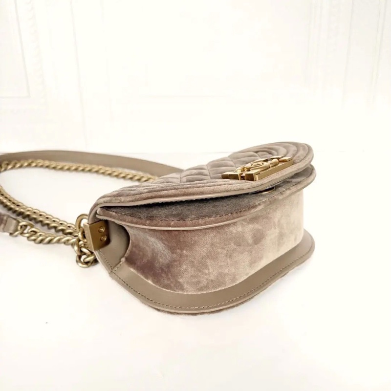 chanel 絲絨 mini 馬鞍包高級奶茶色Leboy金扣15*11 98新配件塵袋-5