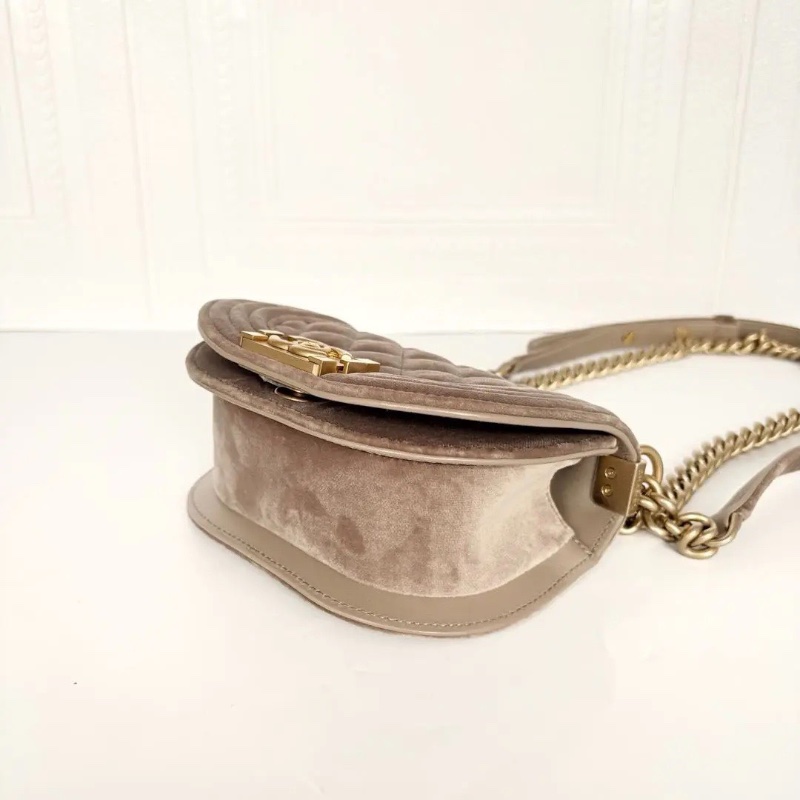 chanel 絲絨 mini 馬鞍包高級奶茶色Leboy金扣15*11 98新配件塵袋-6