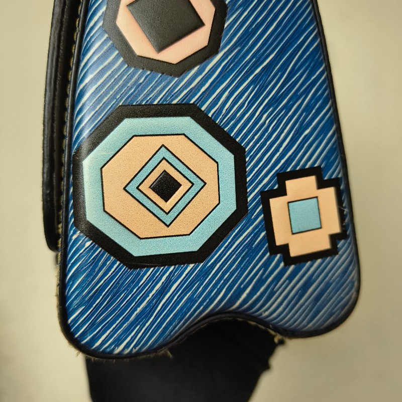 ㊣✨Louis Vuitton✨路易威登(附防塵袋)LV Twist 稀有 圖騰 民俗風 水波紋 旋轉釦 鏈條包 單肩背 肩背包/二手精品/二手包/保證正品🌳二手樹屋🌳-24