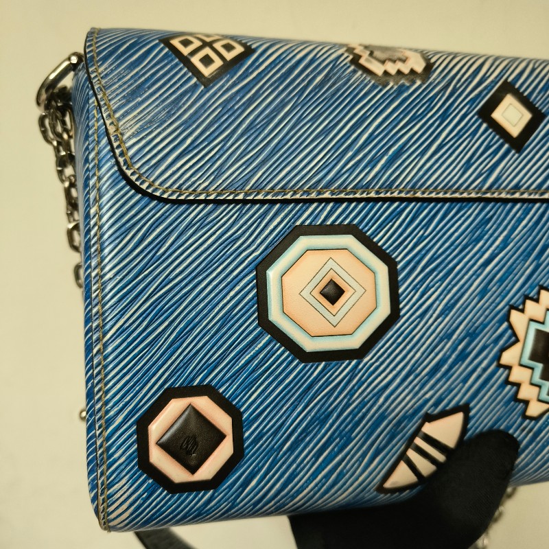 ㊣✨Louis Vuitton✨路易威登(附防塵袋)LV Twist 稀有 圖騰 民俗風 水波紋 旋轉釦 鏈條包 單肩背 肩背包/二手精品/二手包/保證正品🌳二手樹屋🌳-26