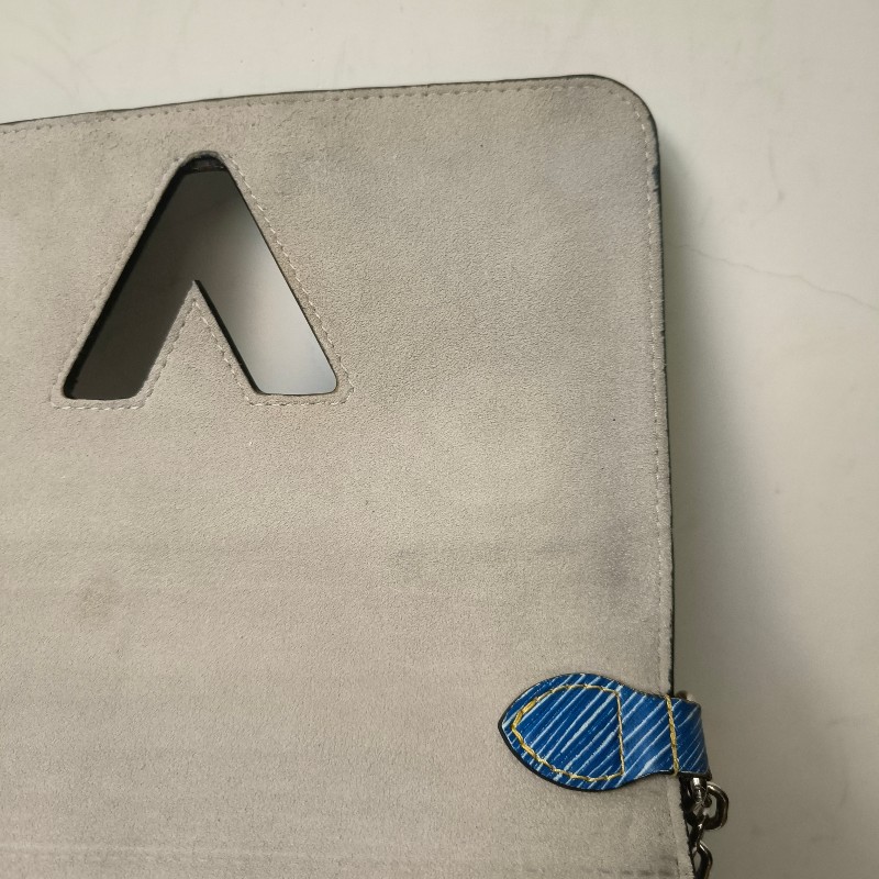 ㊣✨Louis Vuitton✨路易威登(附防塵袋)LV Twist 稀有 圖騰 民俗風 水波紋 旋轉釦 鏈條包 單肩背 肩背包/二手精品/二手包/保證正品🌳二手樹屋🌳-45