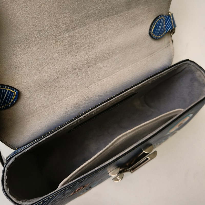 ㊣✨Louis Vuitton✨路易威登(附防塵袋)LV Twist 稀有 圖騰 民俗風 水波紋 旋轉釦 鏈條包 單肩背 肩背包/二手精品/二手包/保證正品🌳二手樹屋🌳-51