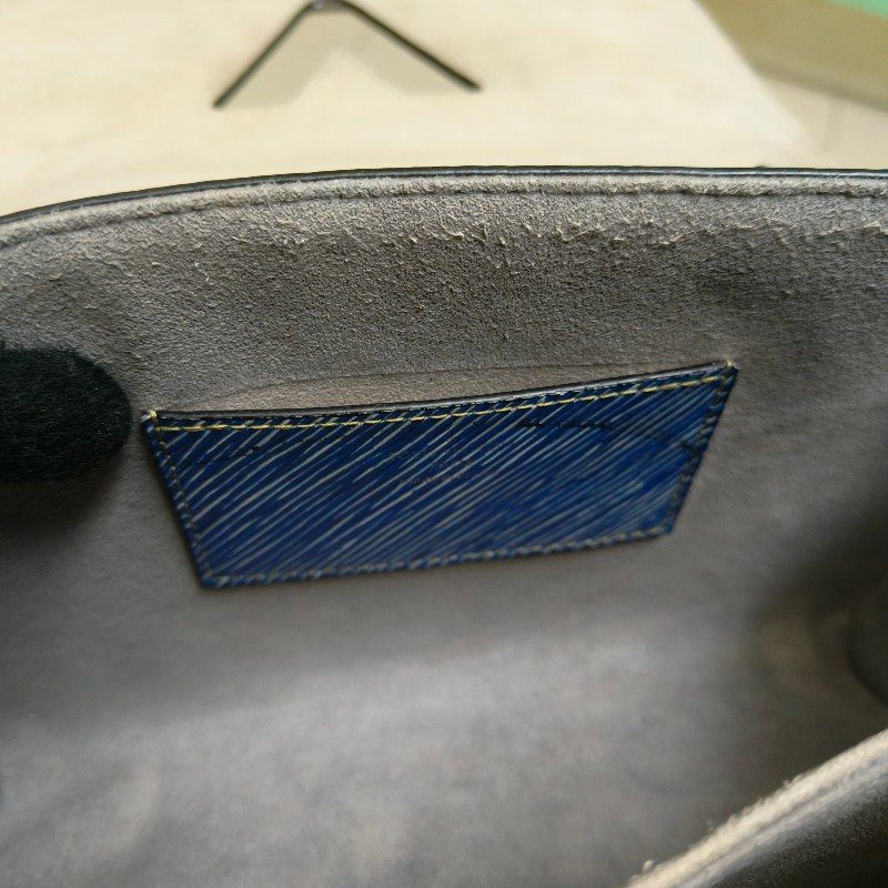 ㊣✨Louis Vuitton✨路易威登(附防塵袋)LV Twist 稀有 圖騰 民俗風 水波紋 旋轉釦 鏈條包 單肩背 肩背包/二手精品/二手包/保證正品🌳二手樹屋🌳-52