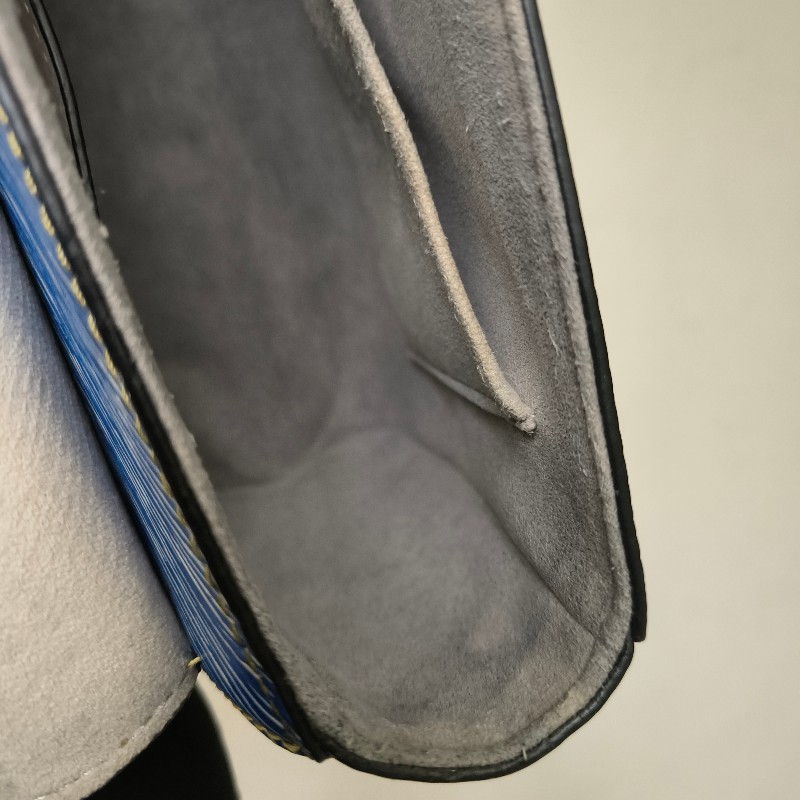 ㊣✨Louis Vuitton✨路易威登(附防塵袋)LV Twist 稀有 圖騰 民俗風 水波紋 旋轉釦 鏈條包 單肩背 肩背包/二手精品/二手包/保證正品🌳二手樹屋🌳-59