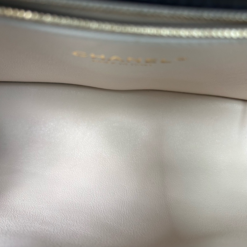 Chanel 雙面郵差包 羊皮 黑金配色28*18*11 98新配件配件塵袋-2