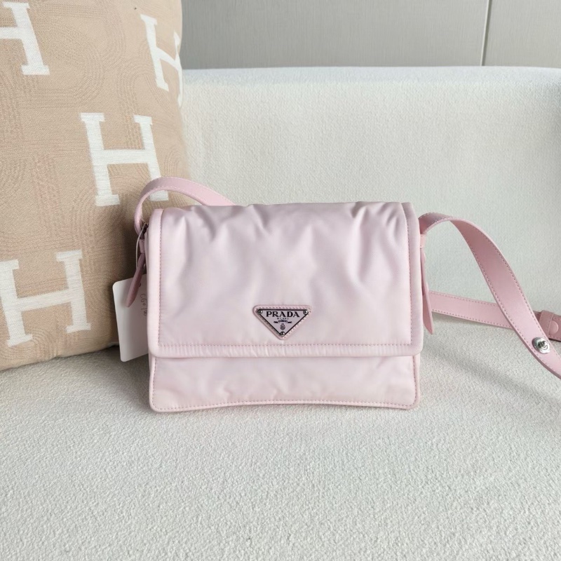 Prada cini尼龍郵差包 23*16*11 粉色尼龍布 98新配件保卡塵袋-8