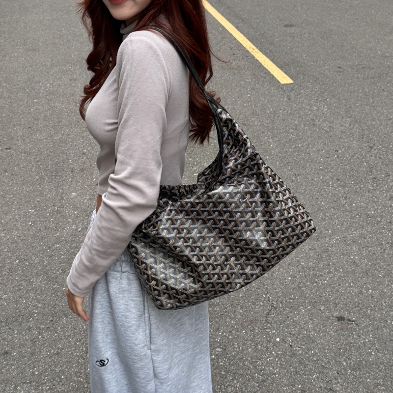 【時髦必備🪩】 Goyard Hobo 最熱門款腋下包 黑色 （代購要10萬以上）-5