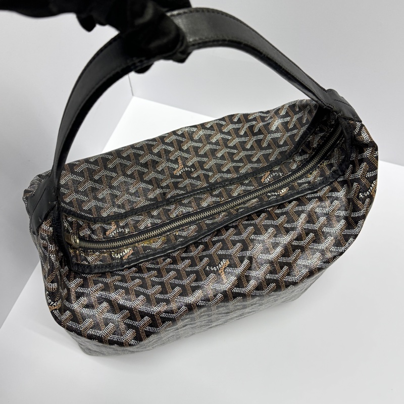 【時髦必備🪩】 Goyard Hobo 最熱門款腋下包 黑色 （代購要10萬以上）-16