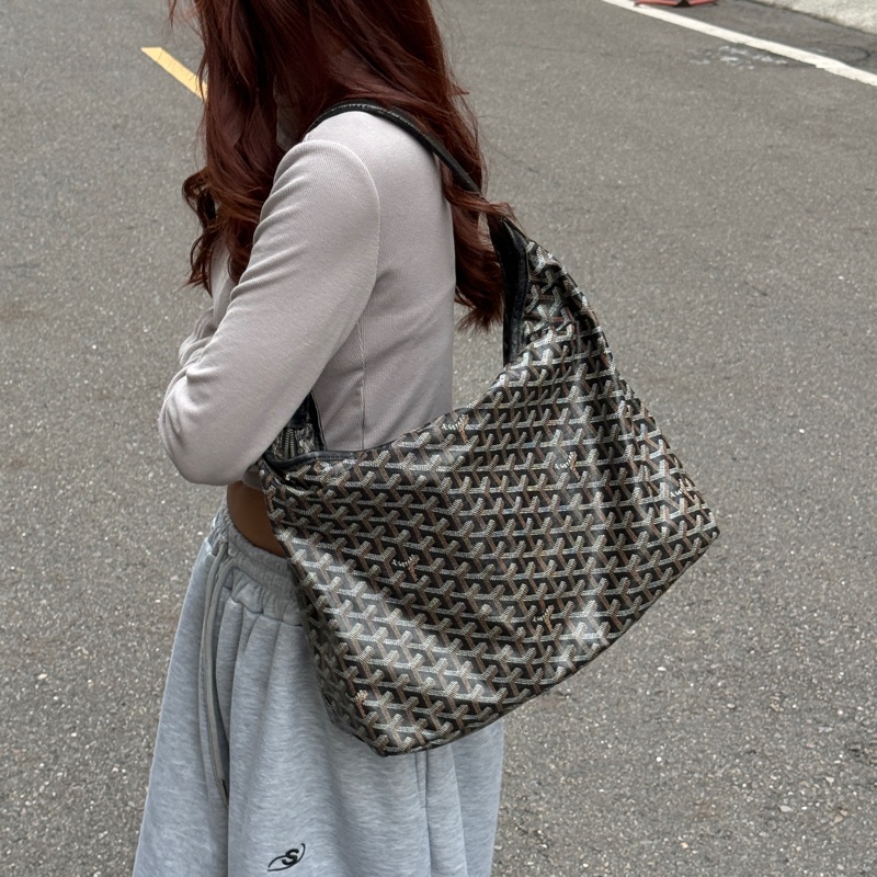 【時髦必備🪩】 Goyard Hobo 最熱門款腋下包 黑色 （代購要10萬以上）-23