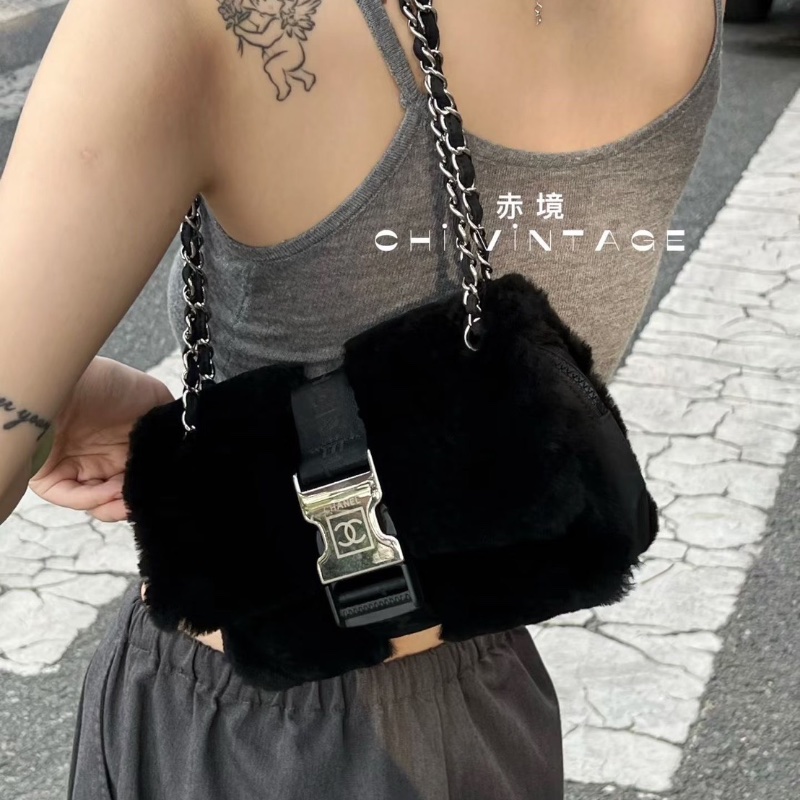 Chanel 黑色兔毛方標sport鏈條包24*15*4.5 98新盒子保卡購證塵袋-0