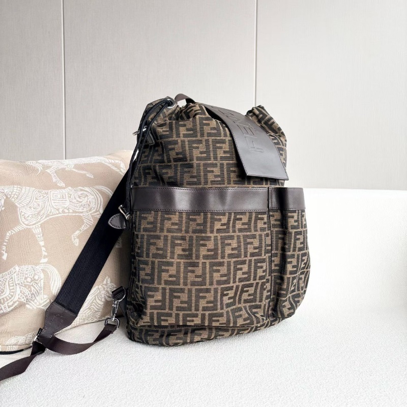 Fendi ROMA系列老花帆布抽繩後背包34*41*15 98新配件塵袋-3