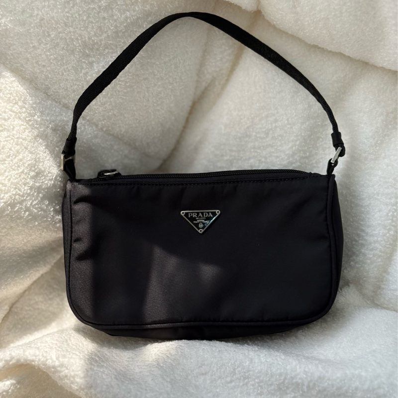 Prada黑色尼龍手提腋下包-0