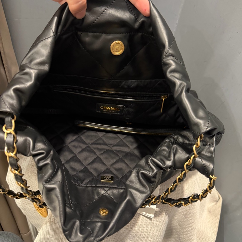 Chanel 香奈兒 22bag 中號 黑金配白字-5