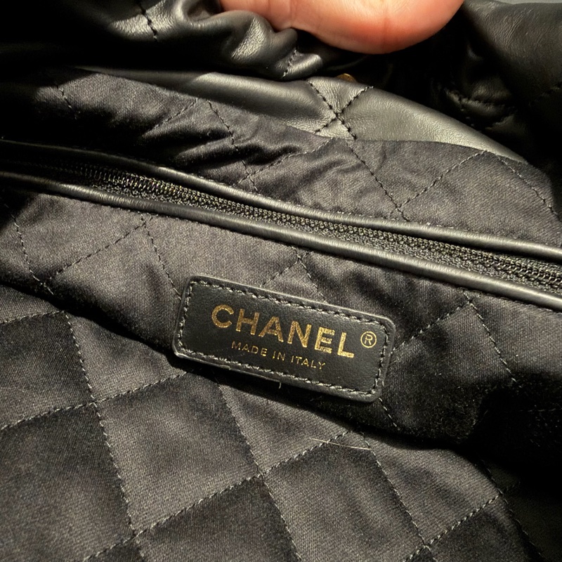 Chanel 香奈兒 22bag 中號 黑金配白字-6