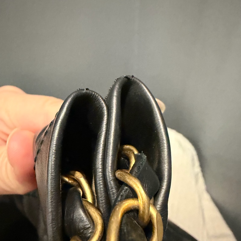 Chanel 香奈兒 22bag 中號 黑金配白字-17