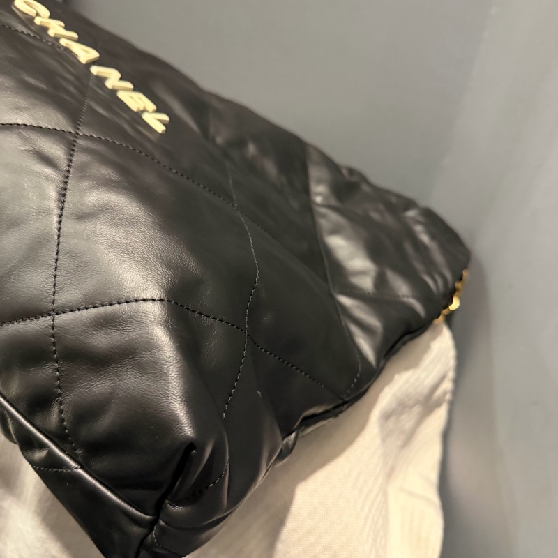 Chanel 香奈兒 22bag 中號 黑金配白字-23