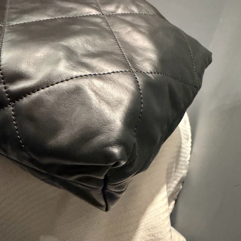Chanel 香奈兒 22bag 中號 黑金配白字-26