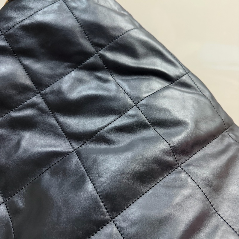 Chanel 香奈兒 22bag 中號 黑金配白字-44