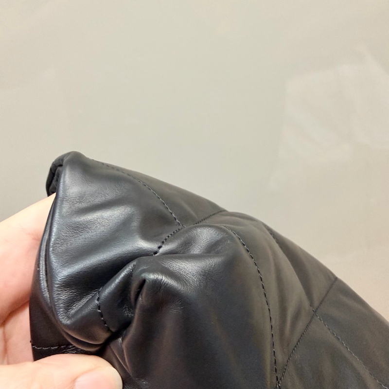 Chanel 香奈兒 22bag 中號 黑金配白字-49