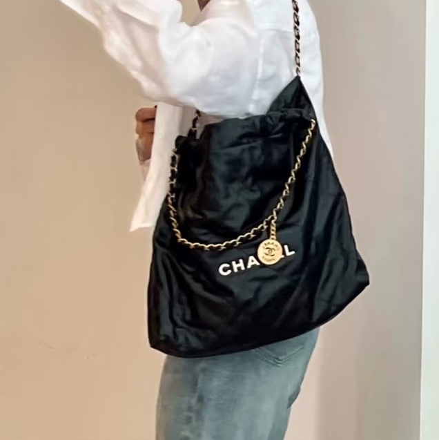 Chanel 香奈兒 22bag 中號 黑金配白字-51