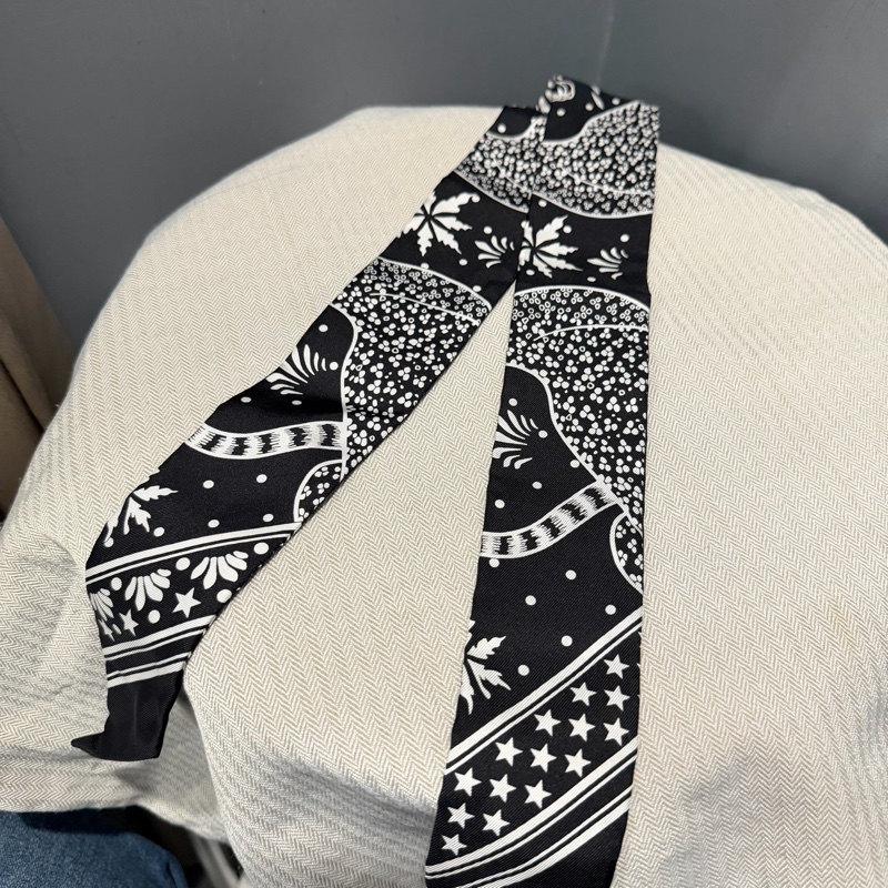 Hermes 愛馬仕 豹富 花豹成雙 Twilly 絲巾 黑白-2