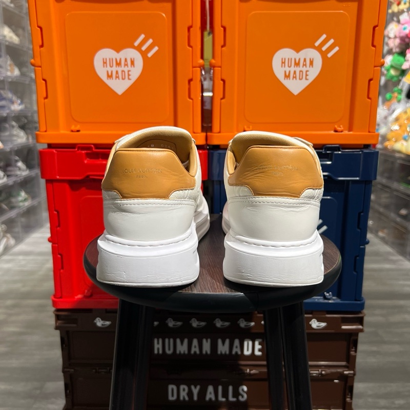 Lv beverly hills 浮雕Eu42-4