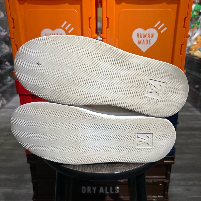 Lv beverly hills 浮雕Eu42-5