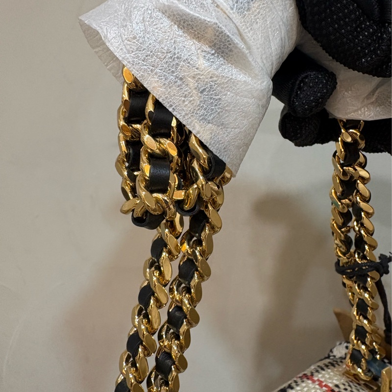 Burberry毛料Lola迷你鏈條包-2