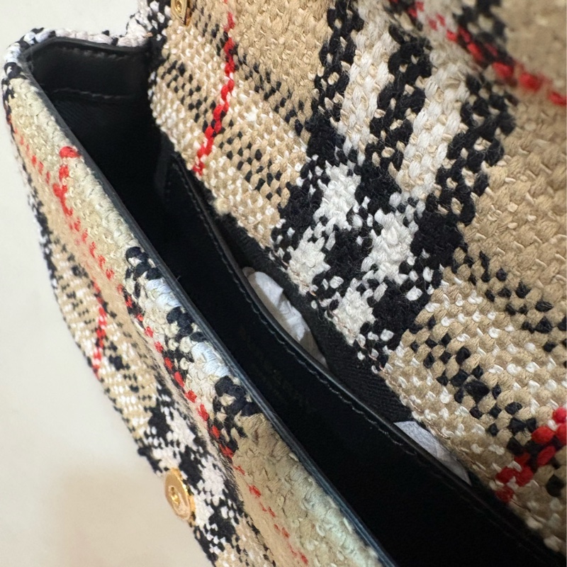 Burberry毛料Lola迷你鏈條包-6