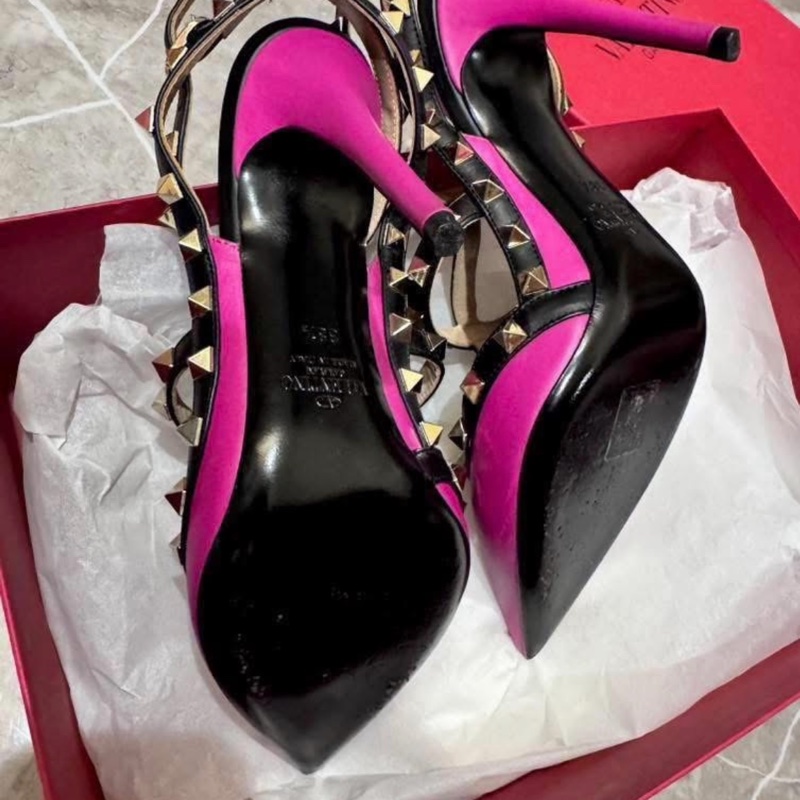 二手Valentino 38.5桃紅黑鉚釘涼鞋-11