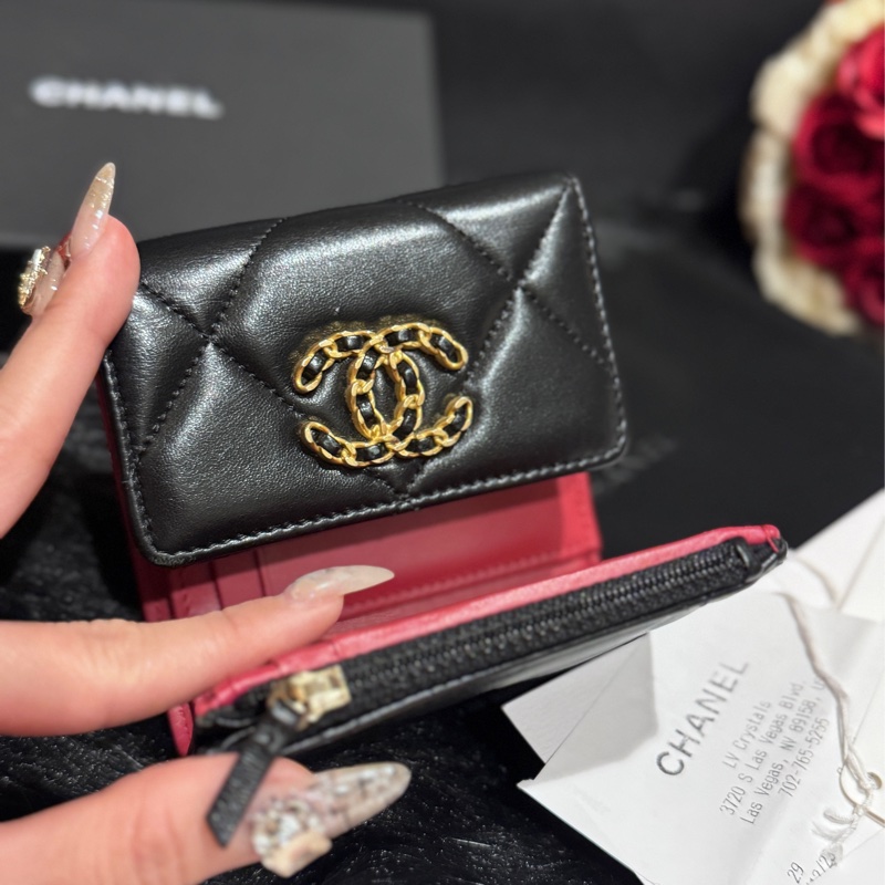 Chanel 19黑金三折短夾有零錢袋-15