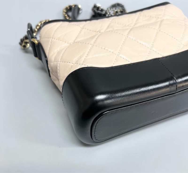 【95新 ✨ 全網最低價！】香奈兒Chanel 米色拼黑色小號流浪包（下單前先詢問庫存❗️）-4