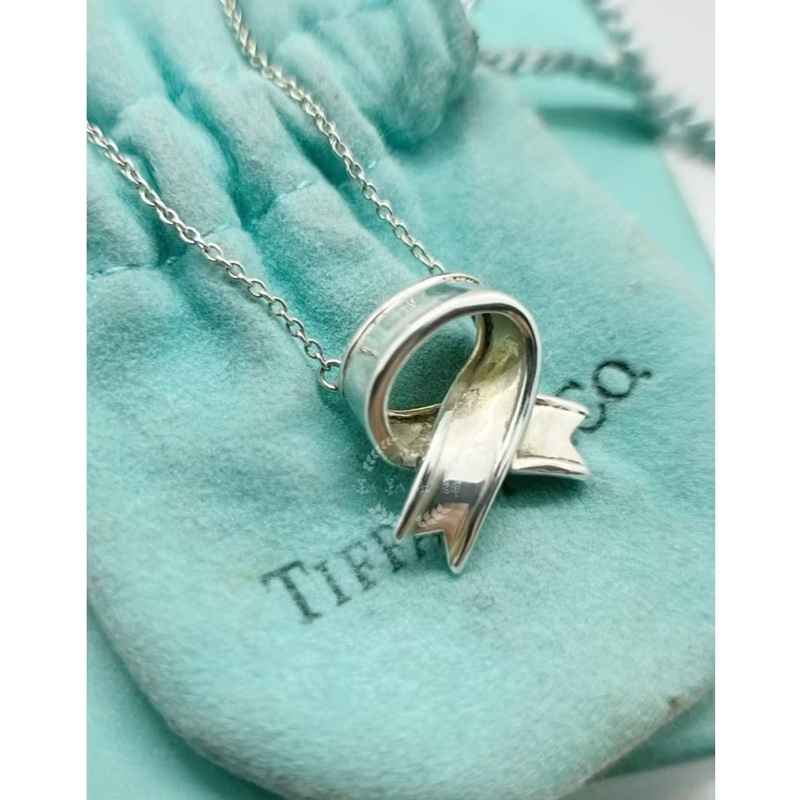 ~~趴趴小舖~~極新正品Tiffany &Co  Ribbon Bow絲帶蝴蝶結項鍊配件齊全2602231710-1