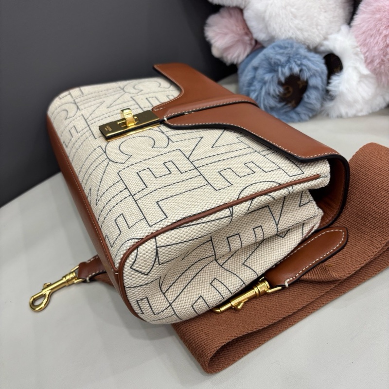 Celine 字母帆布拼皮teen soft16斜挎包-3