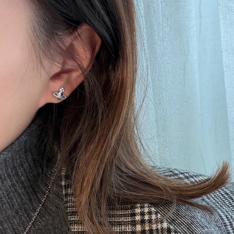 Vivienne Westwood🪐基本款 經典土星 日常耳環Farah earings （銀色）