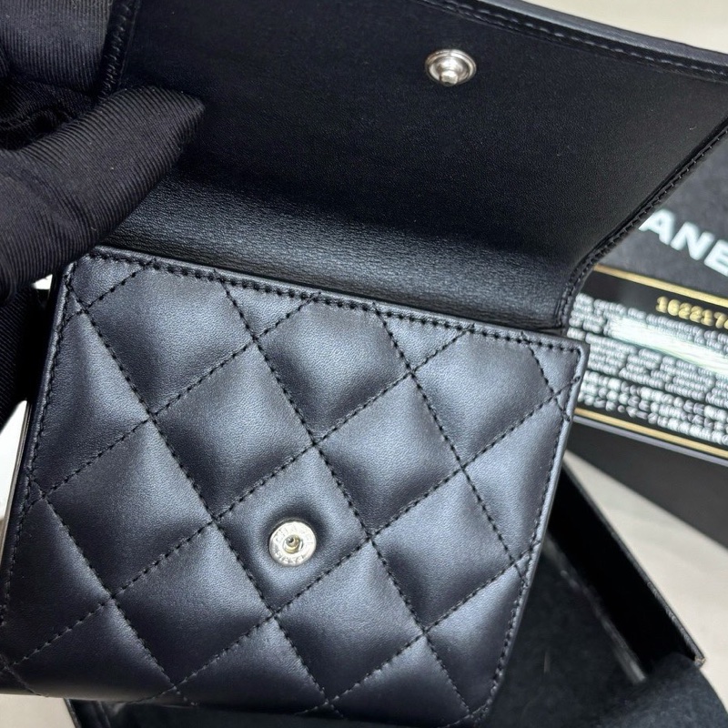 【近新閒置品】Chanel 黑色康鵬短款三折錢包短夾財布-8