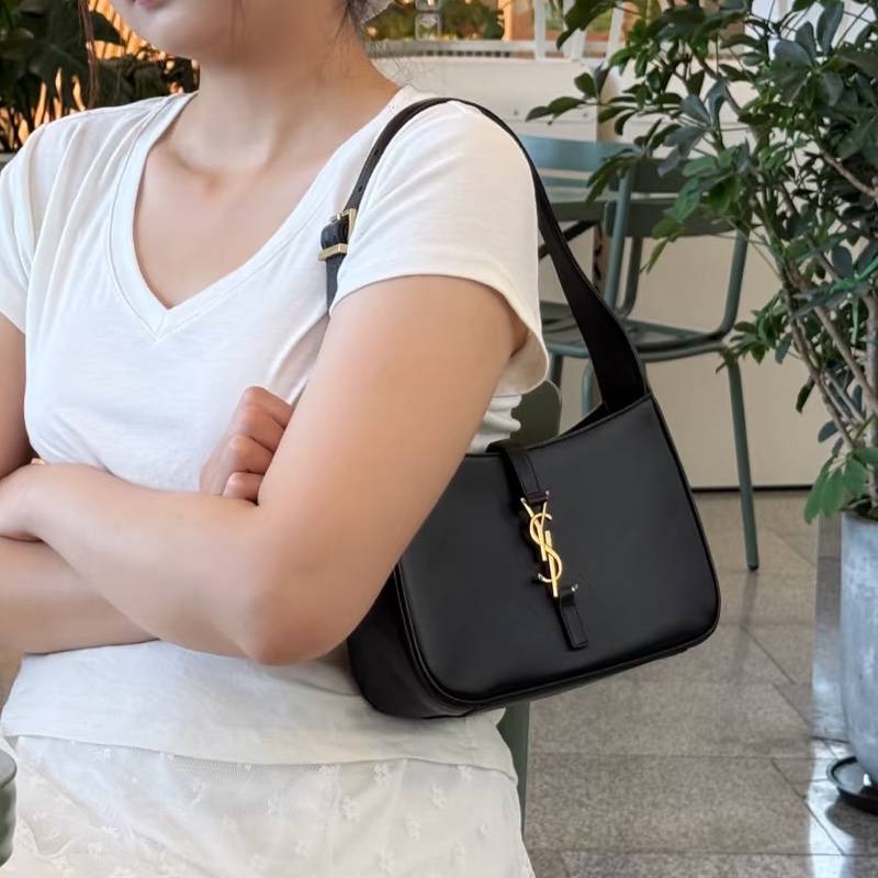 日常百搭款✨99新🆕Ysl聖羅蘭黑金hobo手提單肩腋下包-6