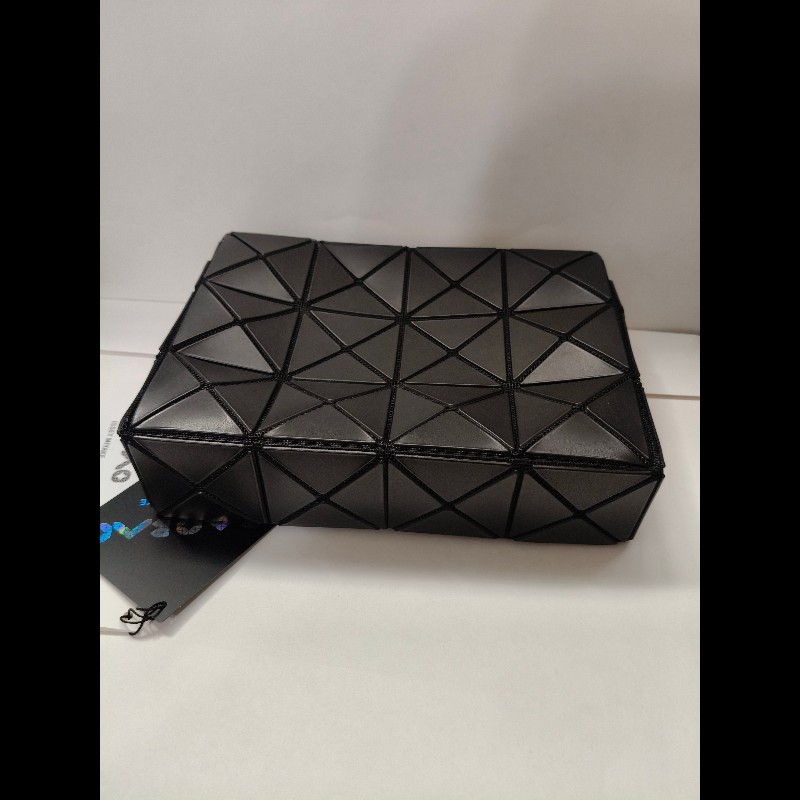 全新Issey miyake三宅一生Bao Bao cuboid 邱比特4×3大款立體斜背包-黑色-1
