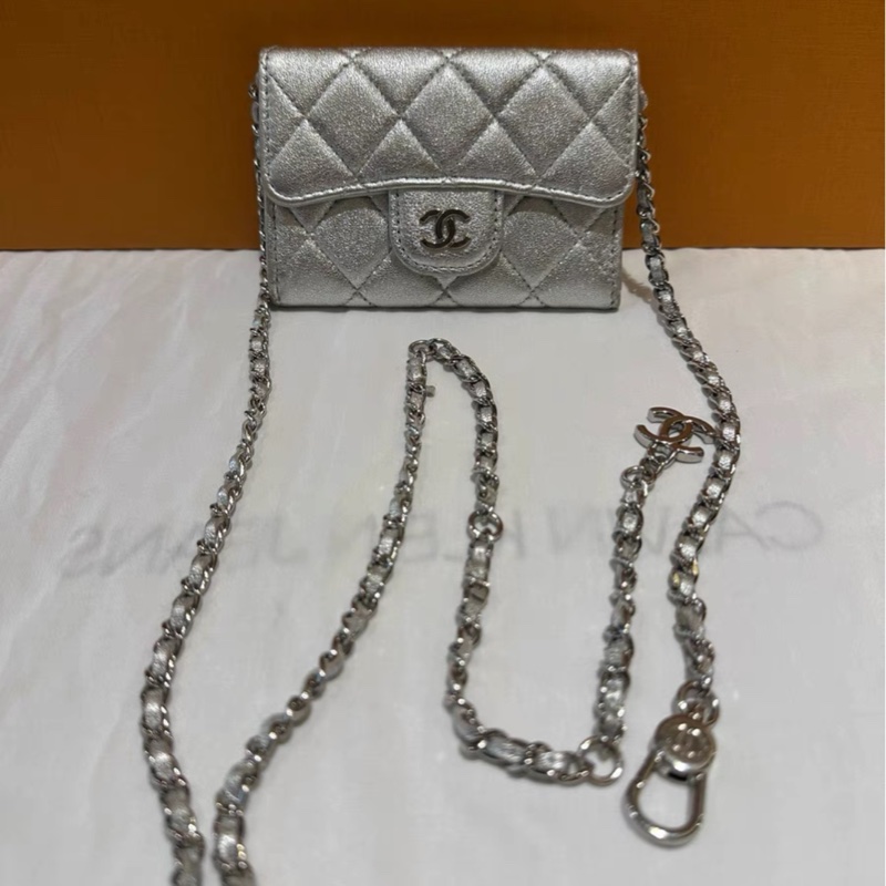 【98新 ✨ 全網最低價！】Chanel 21P CF 銀色鏈條菱格紋斜挎包 春夏穿搭必備（下單前先詢問庫存❗️）-3