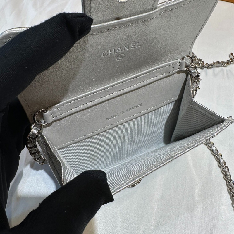 【98新 ✨ 全網最低價!】Chanel 21P CF 銀色鏈條菱格紋斜挎包 春夏穿搭必備(下單前先詢問庫存❗️)-7